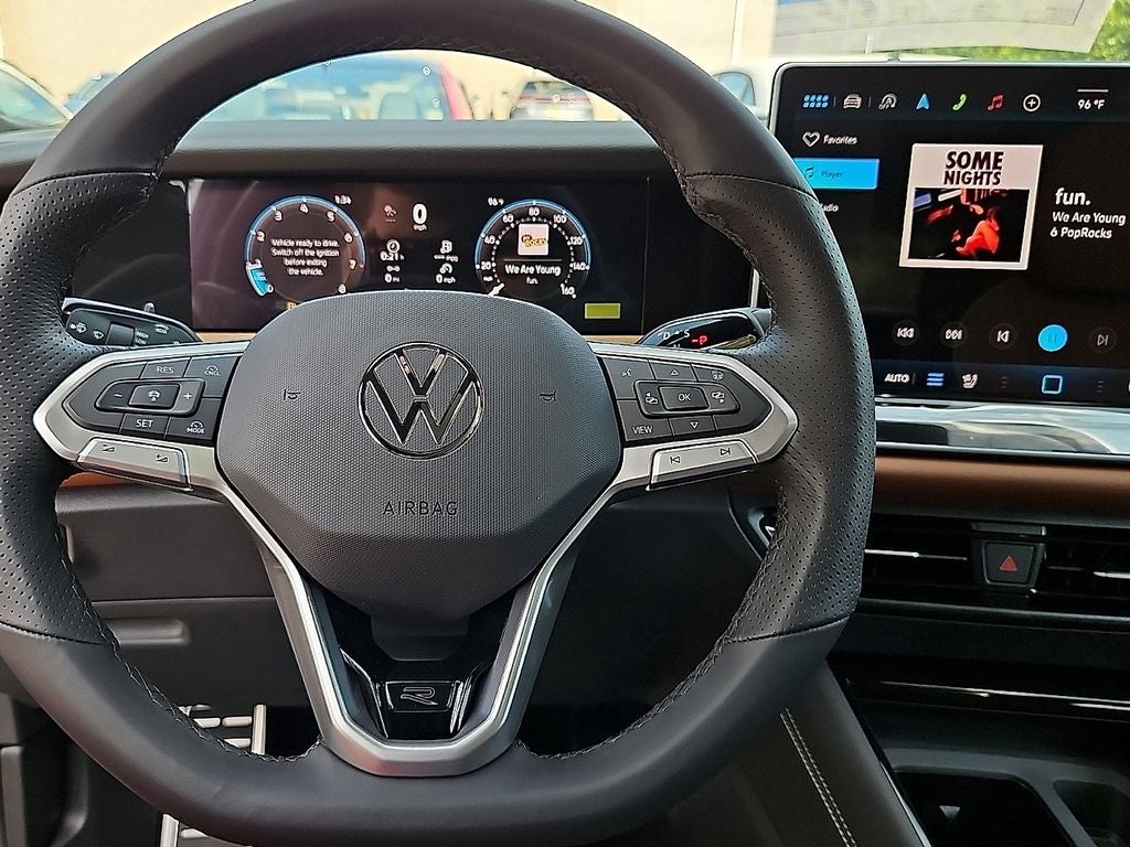 2026 Volkswagen Tiguan 2.0T SEL R-Line