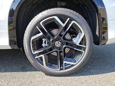 2026 Volkswagen Tiguan 2.0T SEL R-Line