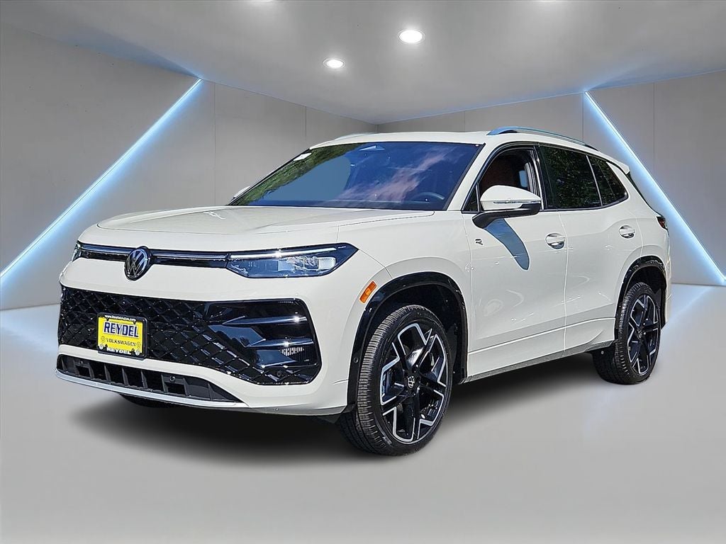 2026 Volkswagen Tiguan 2.0T SEL R-Line