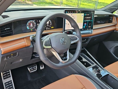 2026 Volkswagen Tiguan 2.0T SEL R-Line
