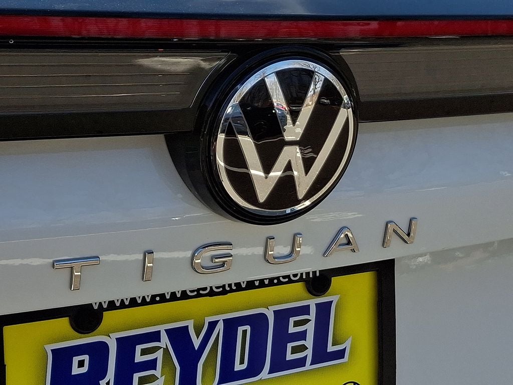 2026 Volkswagen Tiguan 2.0T SEL R-Line Turbo