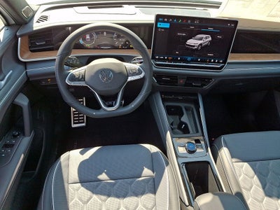 2026 Volkswagen Tiguan 2.0T SEL R-Line Turbo