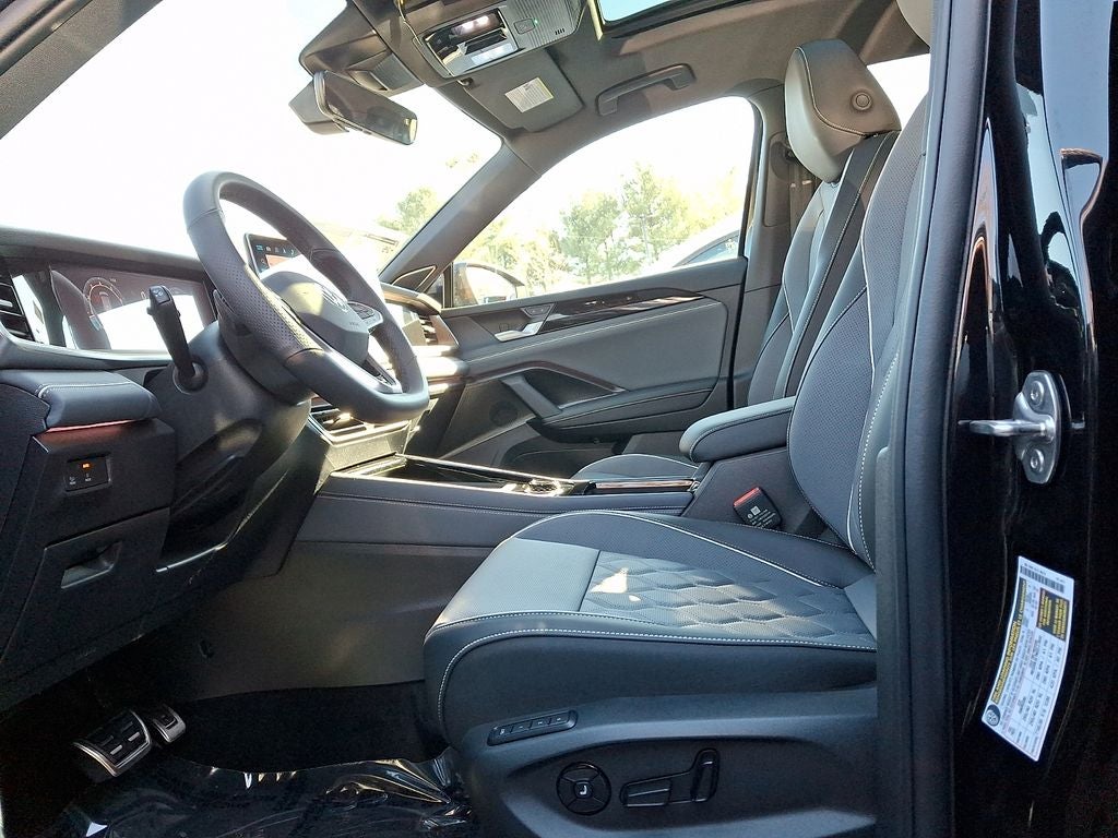 2026 Volkswagen Tiguan 2.0T SEL R-Line Turbo