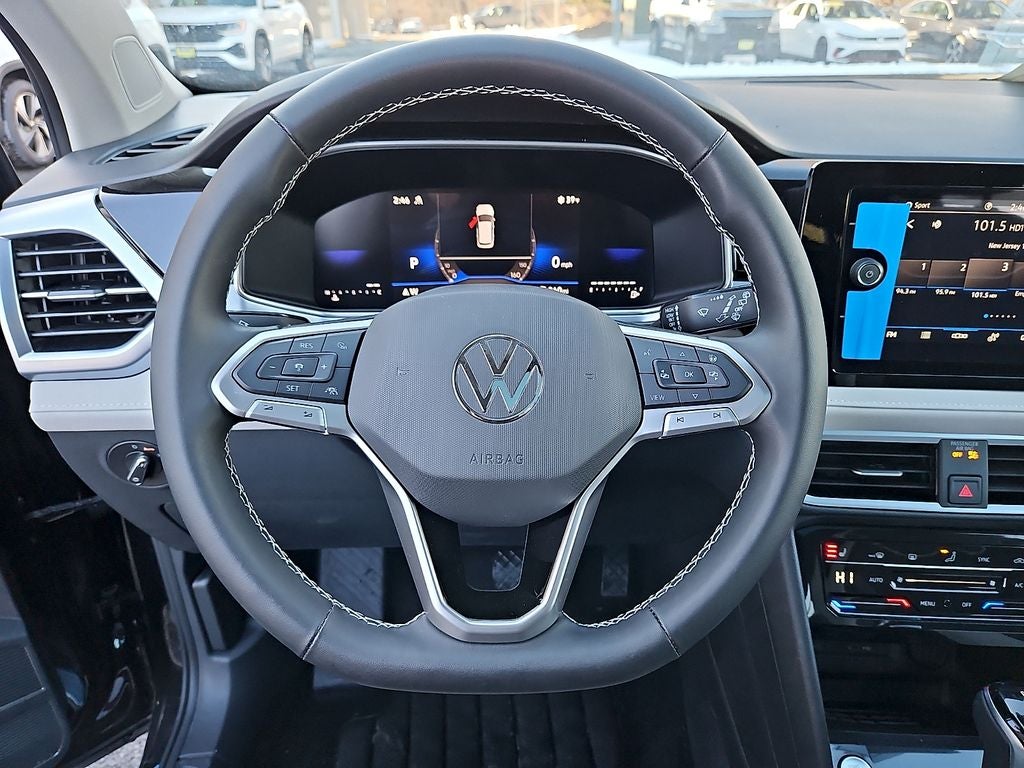 2025 Volkswagen Taos 1.5T SE