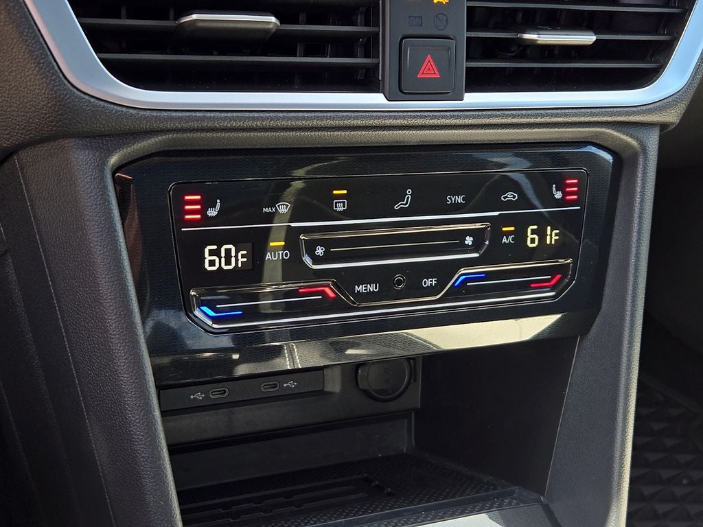 2025 Volkswagen Taos 1.5T SE