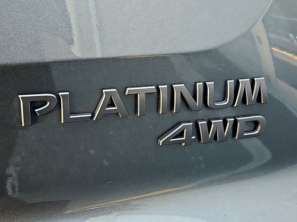 2026 Nissan Pathfinder Platinum
