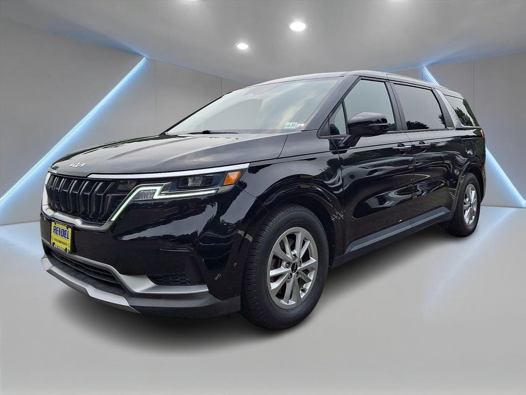 2023 Kia Carnival LX Seat Package