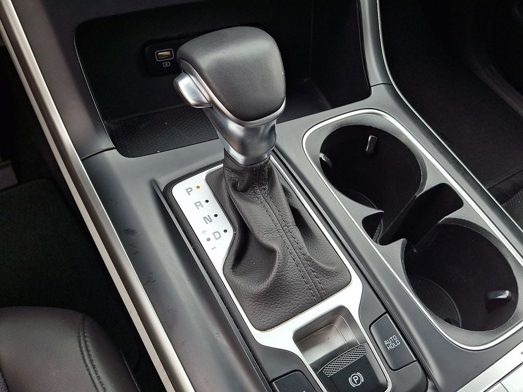 2023 Kia Carnival LX Seat Package