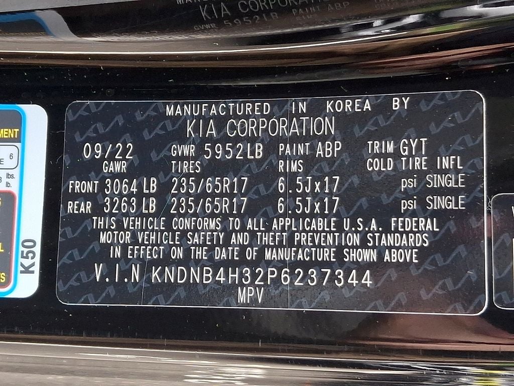 2023 Kia Carnival LX Seat Package