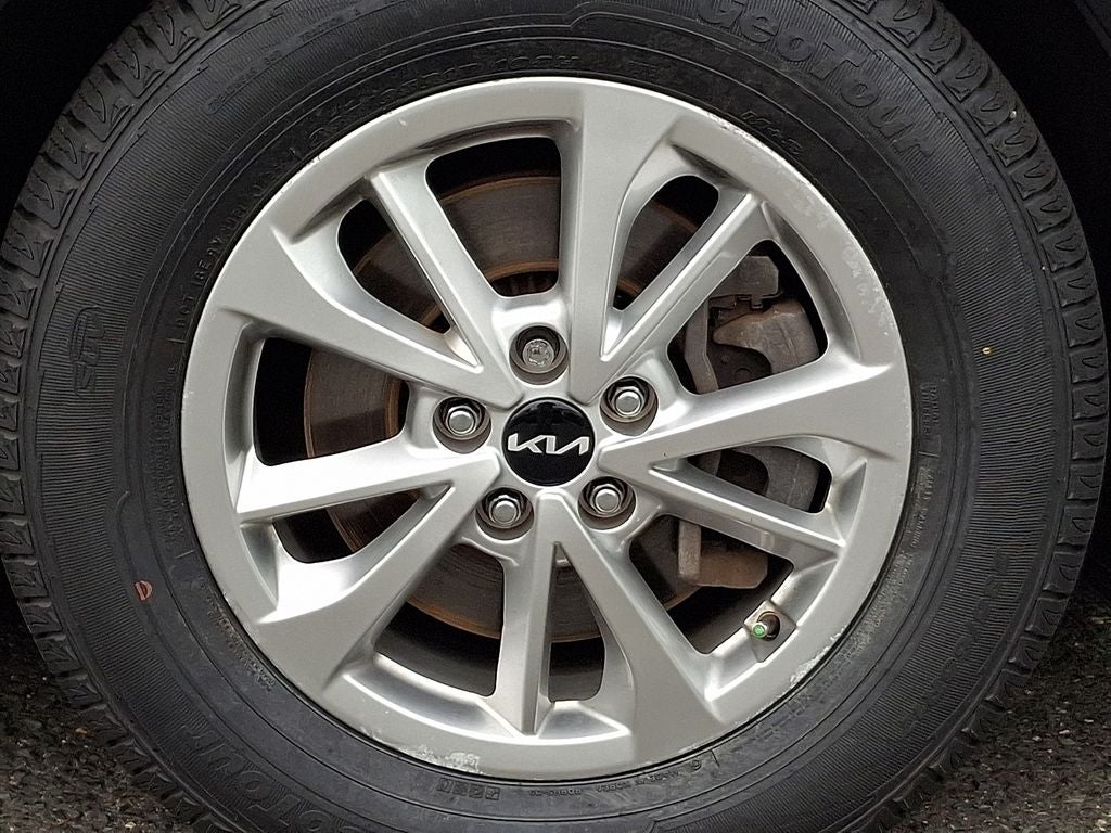 2023 Kia Carnival LX Seat Package