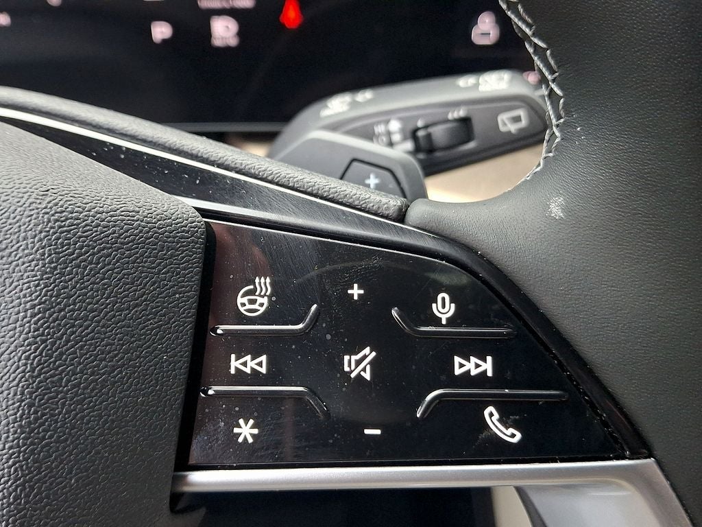 2025 Audi Q5 2.0T Premium quattro