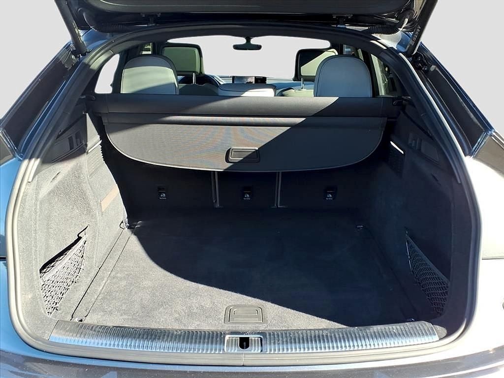2022 Audi Q5 45 S line Premium quattro