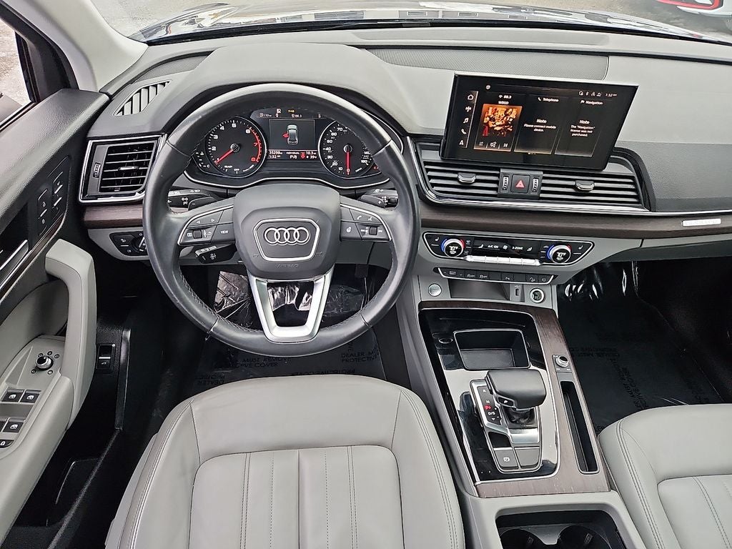 2022 Audi Q5 40 Premium quattro