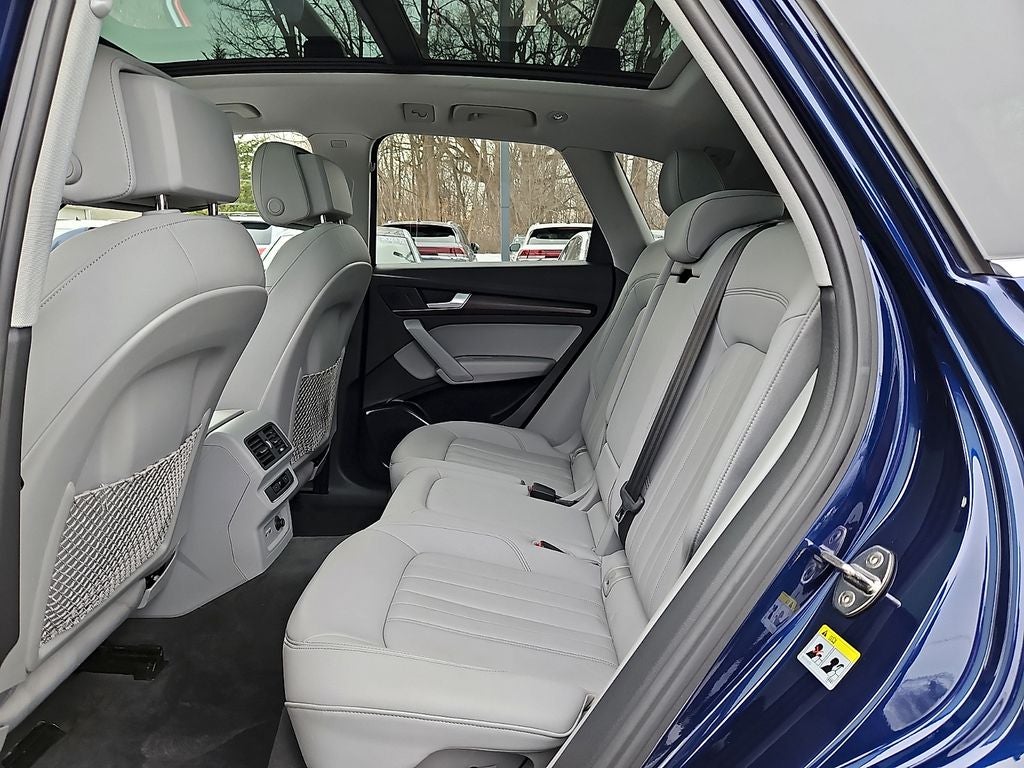 2022 Audi Q5 40 Premium quattro