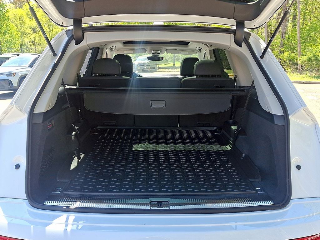 2023 Audi Q7 55 Premium quattro
