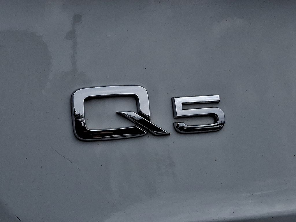 2023 Audi Q5 45 S line Premium quattro