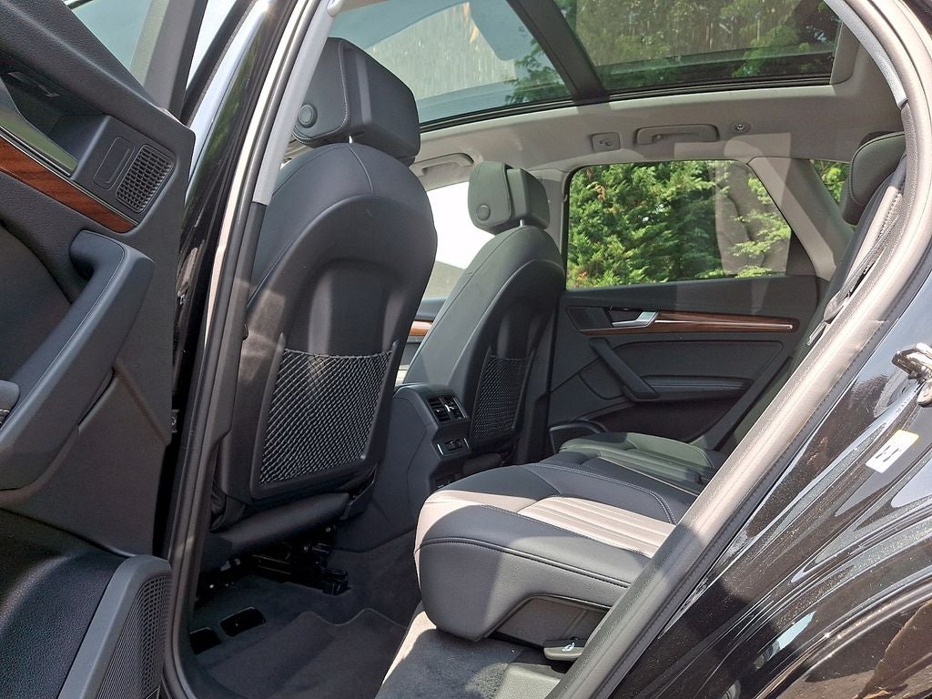 2023 Audi Q5 45 S line Premium quattro