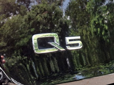 2023 Audi Q5 45 S line Premium quattro