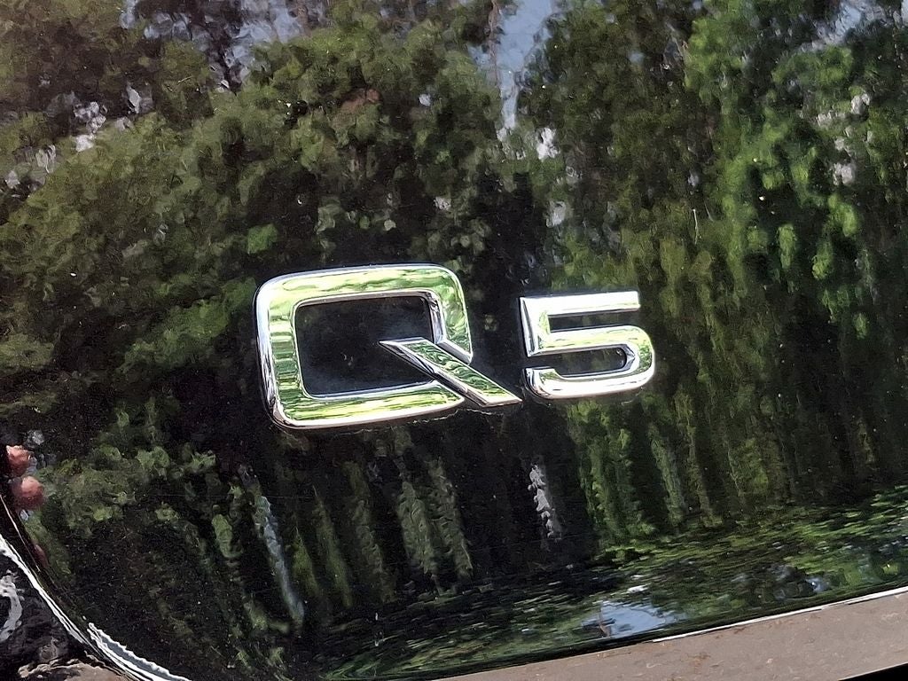 2023 Audi Q5 45 S line Premium quattro