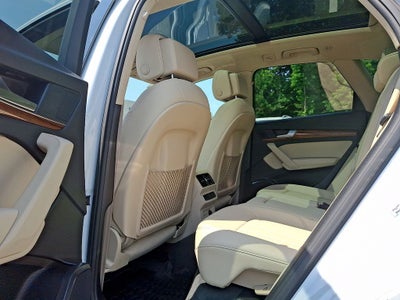 2023 Audi Q5 45 S line Premium quattro