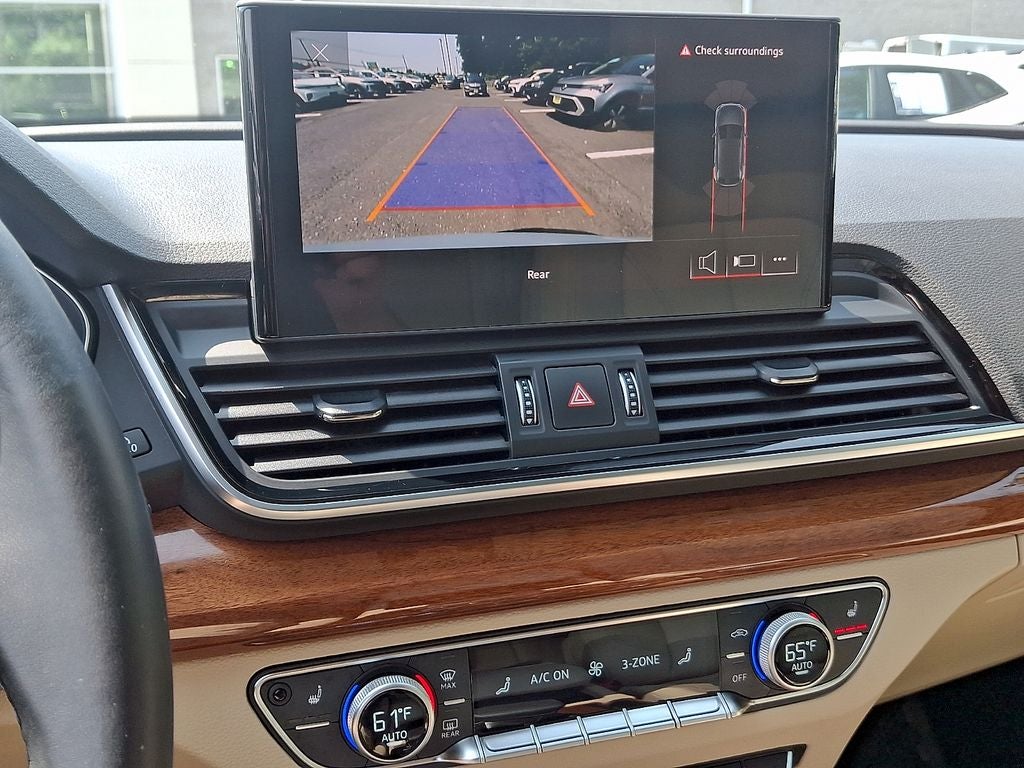 2023 Audi Q5 45 S line Premium quattro
