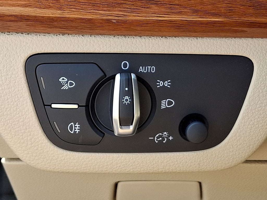 2023 Audi Q5 45 S line Premium quattro