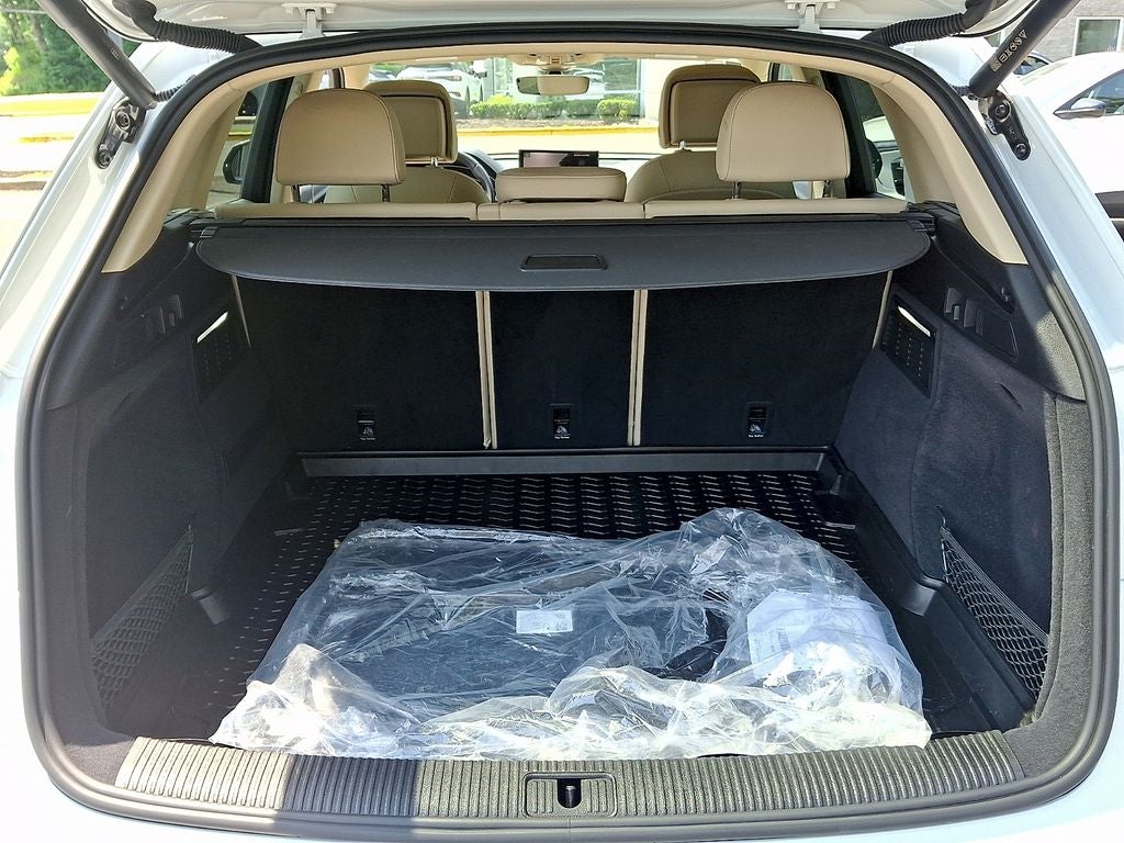 2023 Audi Q5 45 S line Premium quattro