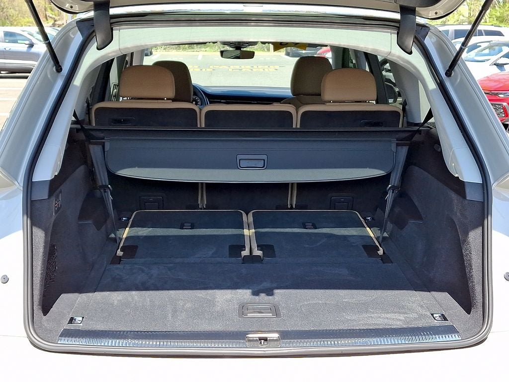 2023 Audi Q7 45 Premium Plus quattro