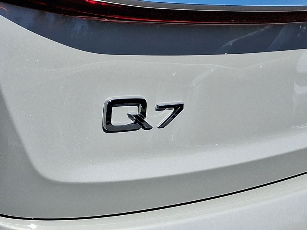 2023 Audi Q7 45 Premium Plus quattro