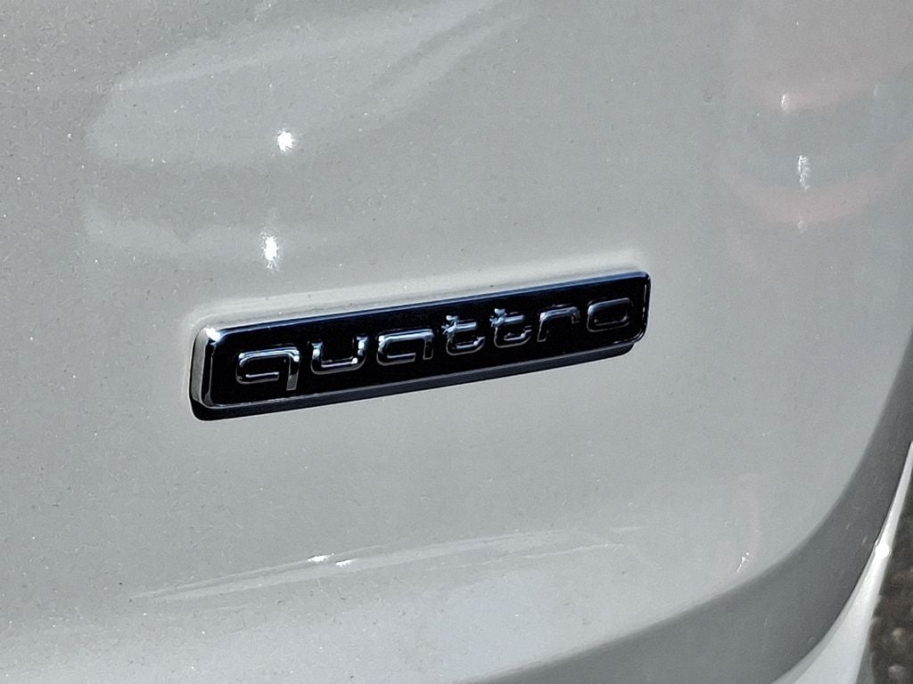 2023 Audi Q7 45 Premium Plus quattro