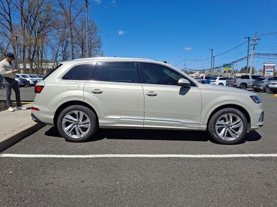 2023 Audi Q7 45 Premium Plus quattro