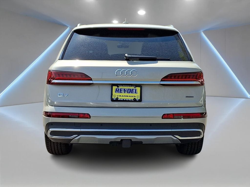 2023 Audi Q7 45 Premium Plus quattro