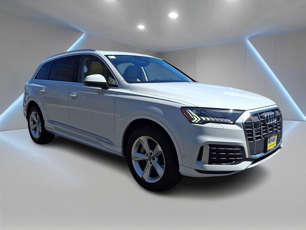 2023 Audi Q7 45 Premium Plus quattro