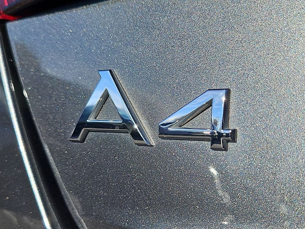 2024 Audi A4 45 S line Premium quattro