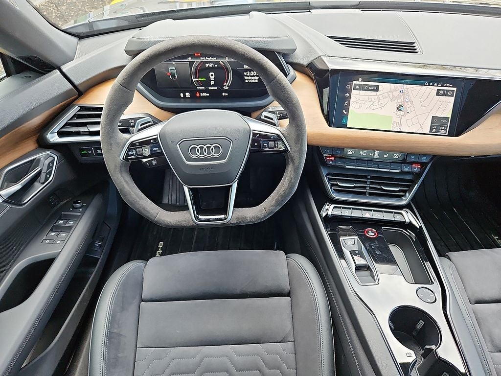 2023 Audi e-tron GT Premium Plus quattro
