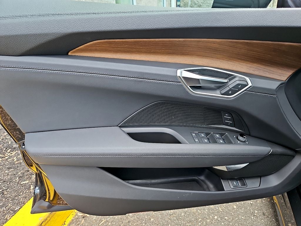 2023 Audi e-tron GT Premium Plus quattro