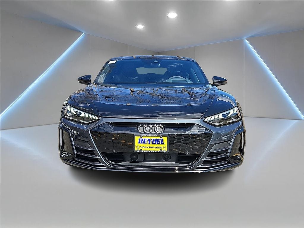 2023 Audi e-tron GT Premium Plus quattro