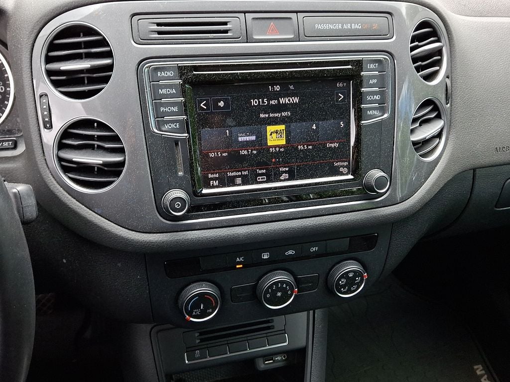 2017 Volkswagen Tiguan Limited 2.0T 4Motion