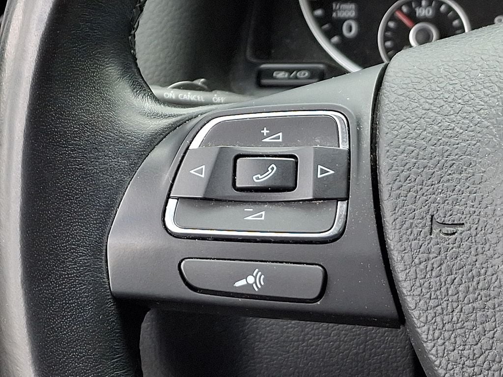 2017 Volkswagen Tiguan Limited 2.0T 4Motion