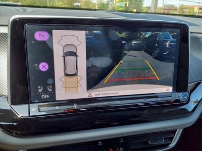 2024 Volkswagen Atlas Cross Sport 2.0T SEL R-Line