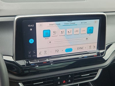 2024 Volkswagen Atlas Cross Sport 2.0T SEL R-Line