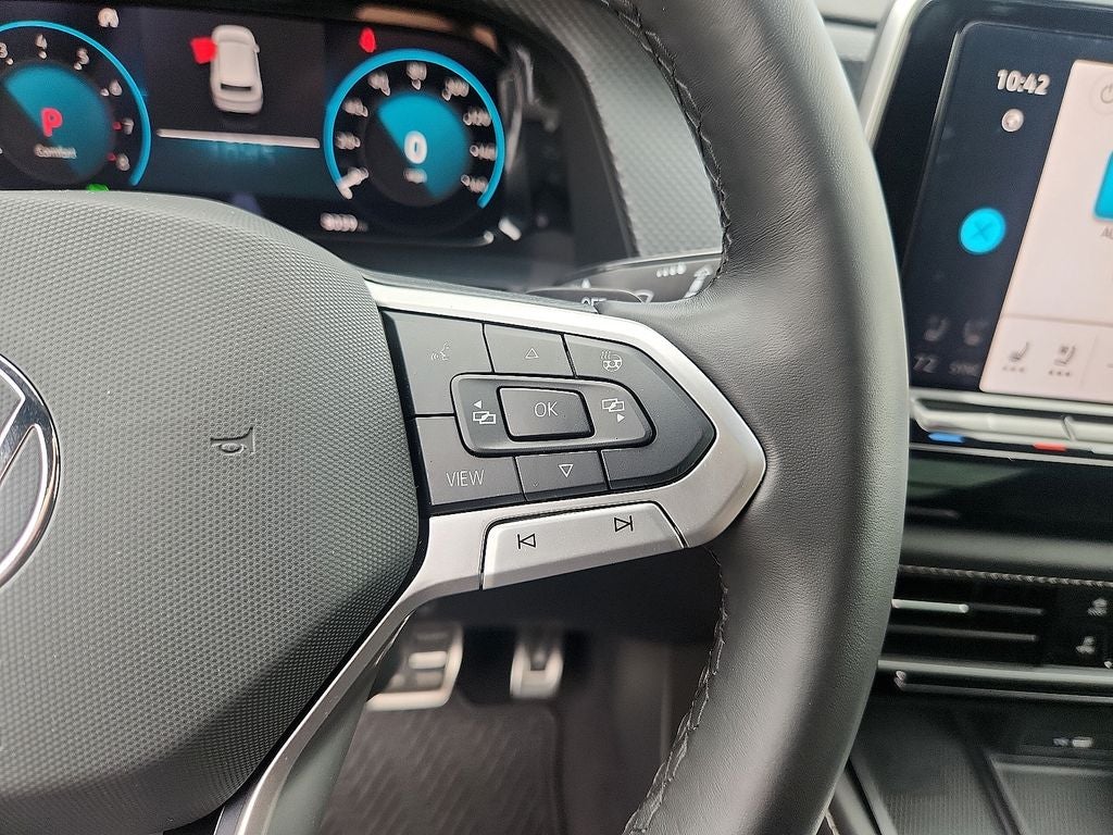 2024 Volkswagen Atlas Cross Sport 2.0T SEL R-Line