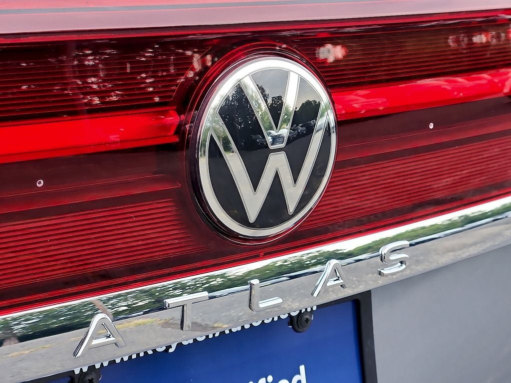 2024 Volkswagen Atlas Cross Sport 2.0T SEL R-Line