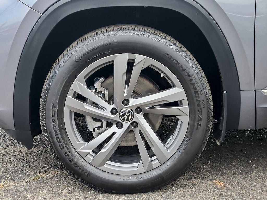 2024 Volkswagen Atlas Cross Sport 2.0T SEL R-Line