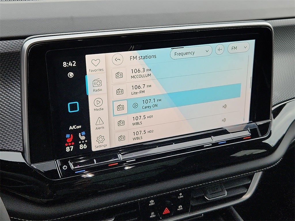 2026 Volkswagen Atlas Cross Sport 2.0T SEL Premium R-Line