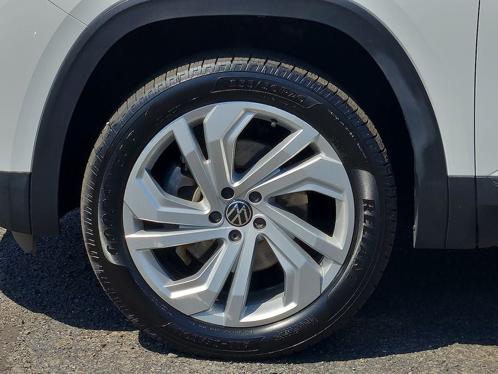 2022 Volkswagen Atlas 3.6L V6 SE w/Technology