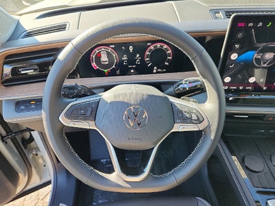 2027 Volkswagen Atlas SE w/Technology