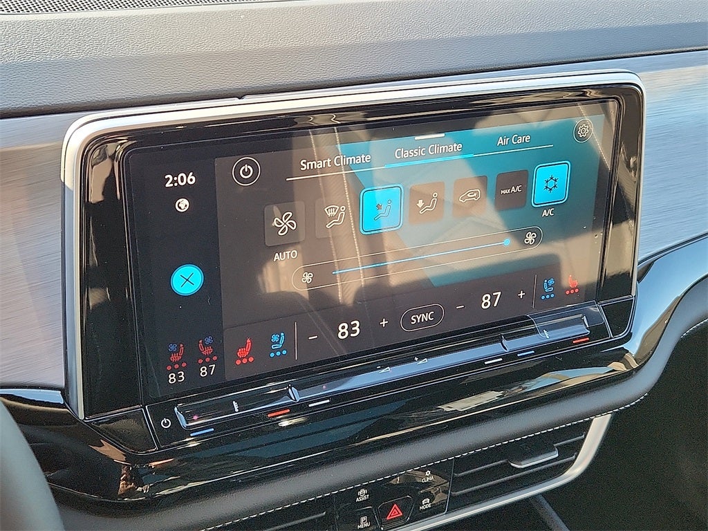 2026 Volkswagen Atlas Cross Sport 2.0T SE w/Technology