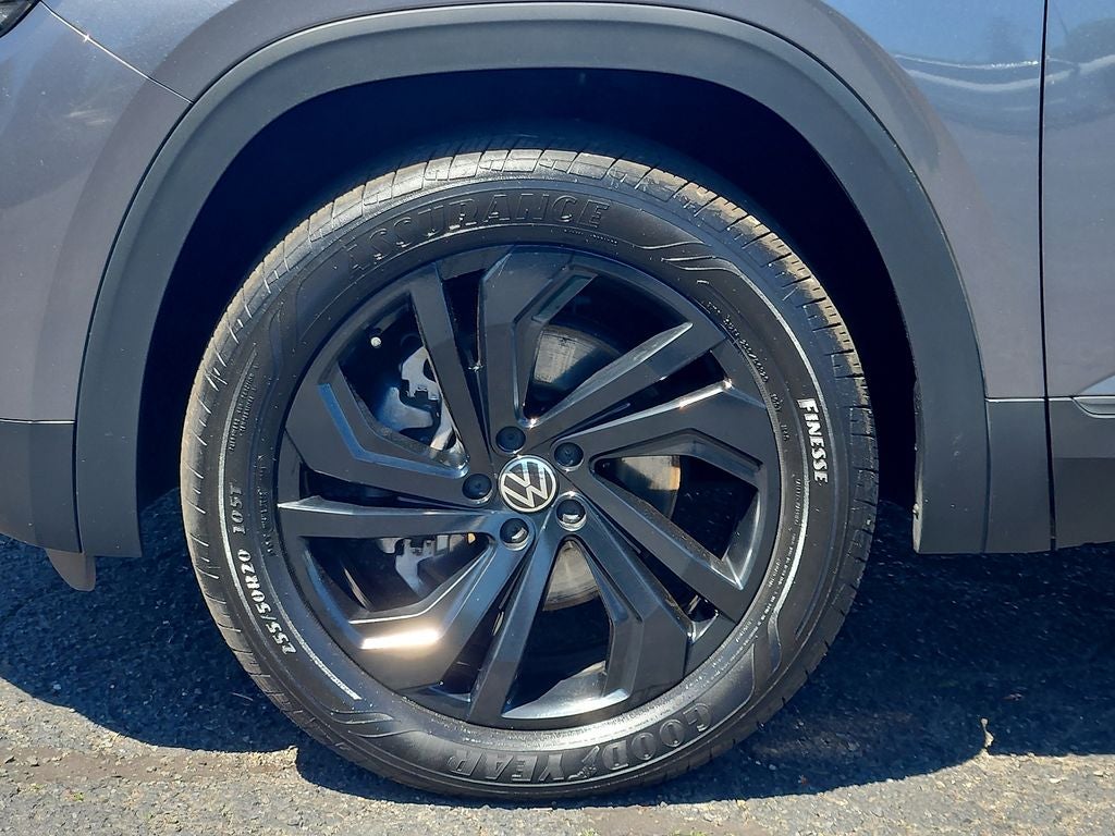 2023 Volkswagen Atlas 3.6L V6 SE w/Technology