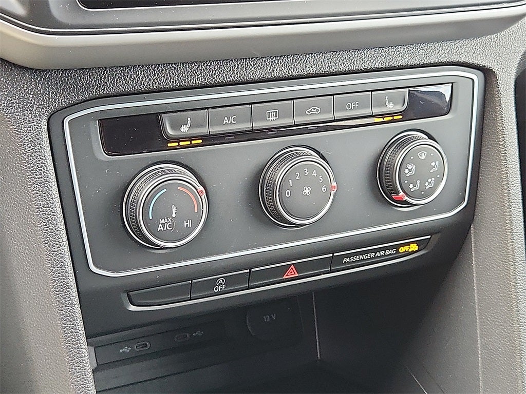 2023 Volkswagen Atlas Cross Sport 2.0T SE